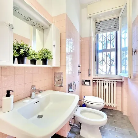 Maison Parisienne *